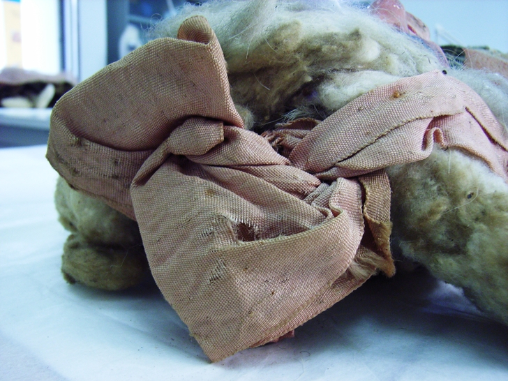 Particolare del nastro prima del restauro